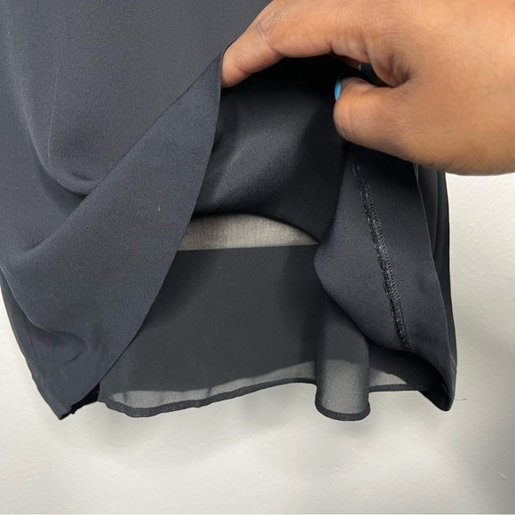 Diane Von Furstenberg Women 100% SILK Top Jessie Blouse Cut Out Strap Sleeveless - Picture 10 of 11